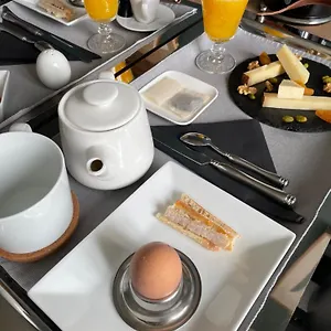 https://troisieme-droite.midi-pyreneeshotels.com